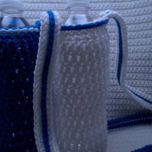 Crochet Bag - Water Bottle - 16.9 FL OZ - White with Blue